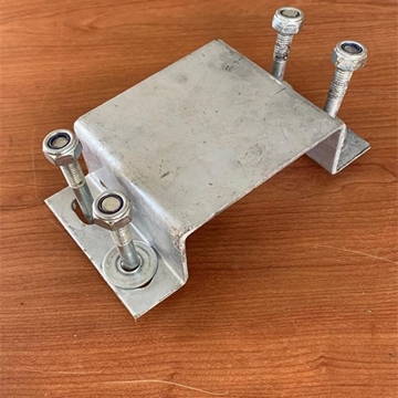 Abrazadera de Chapa con Abarcones 100 - Imagen 1